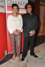 Aarti Surendranath at Italia gala dinner in Nehru Centre on 19th Nov 2012 (35).JPG